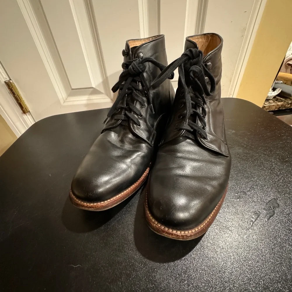 Warfield & Grand size 10 black leather ankle boot